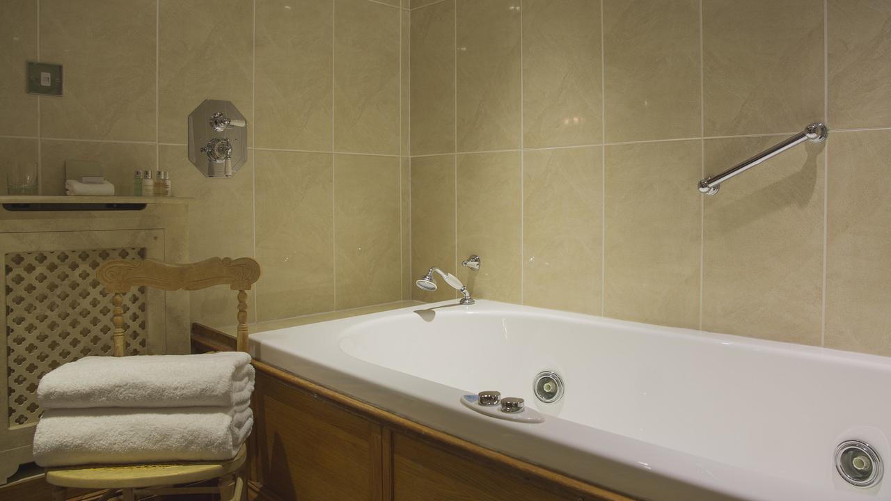 Hotel Priory Wareham Esterno foto